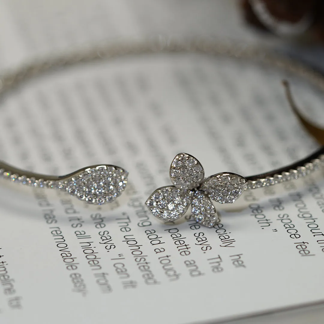 THIALH - Nature - Silver Cubic Zirconia Flower Bangle